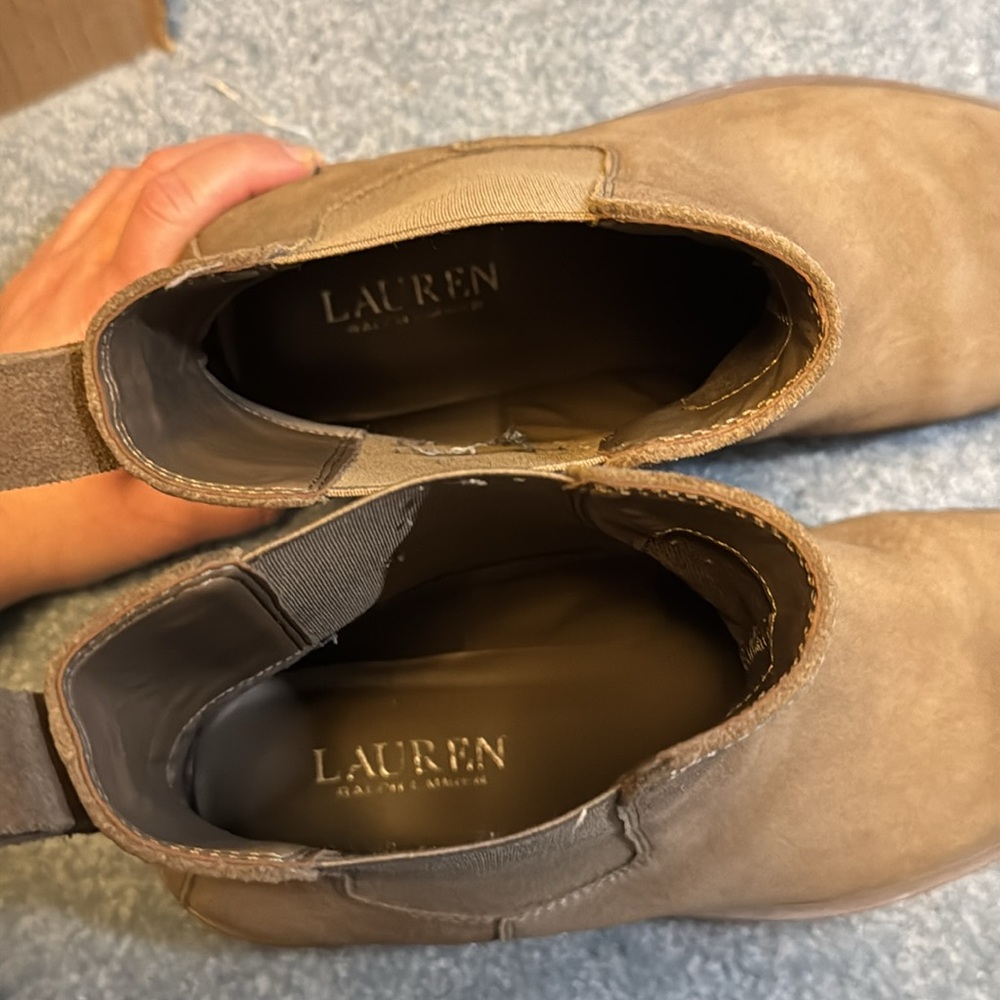 Lauren Ralph Lauren Womens Corinne Lugged Sole Suede Ankle Chelsea Boots - Picture 5 of 16